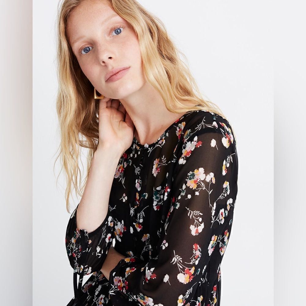 MADEWELL Sheer Button-Front Tier Midi Dress in Carnation Toss small EUC!!